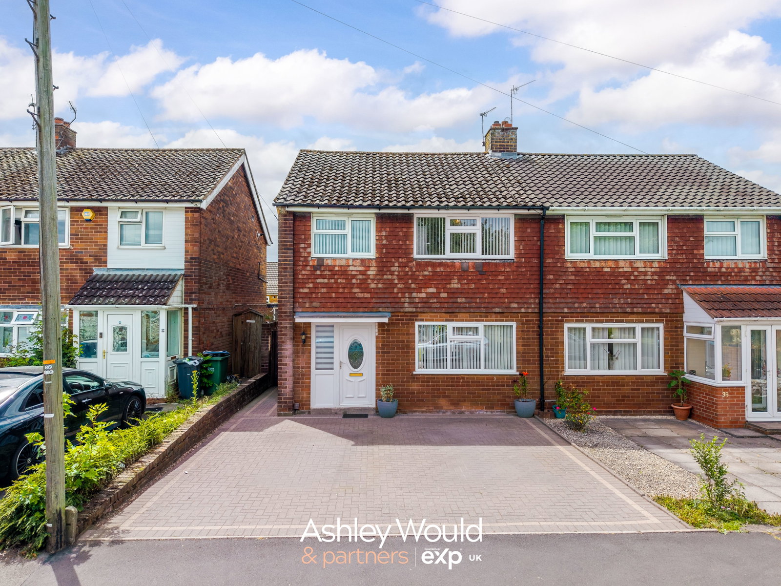 Semi Detached House in Oldbury