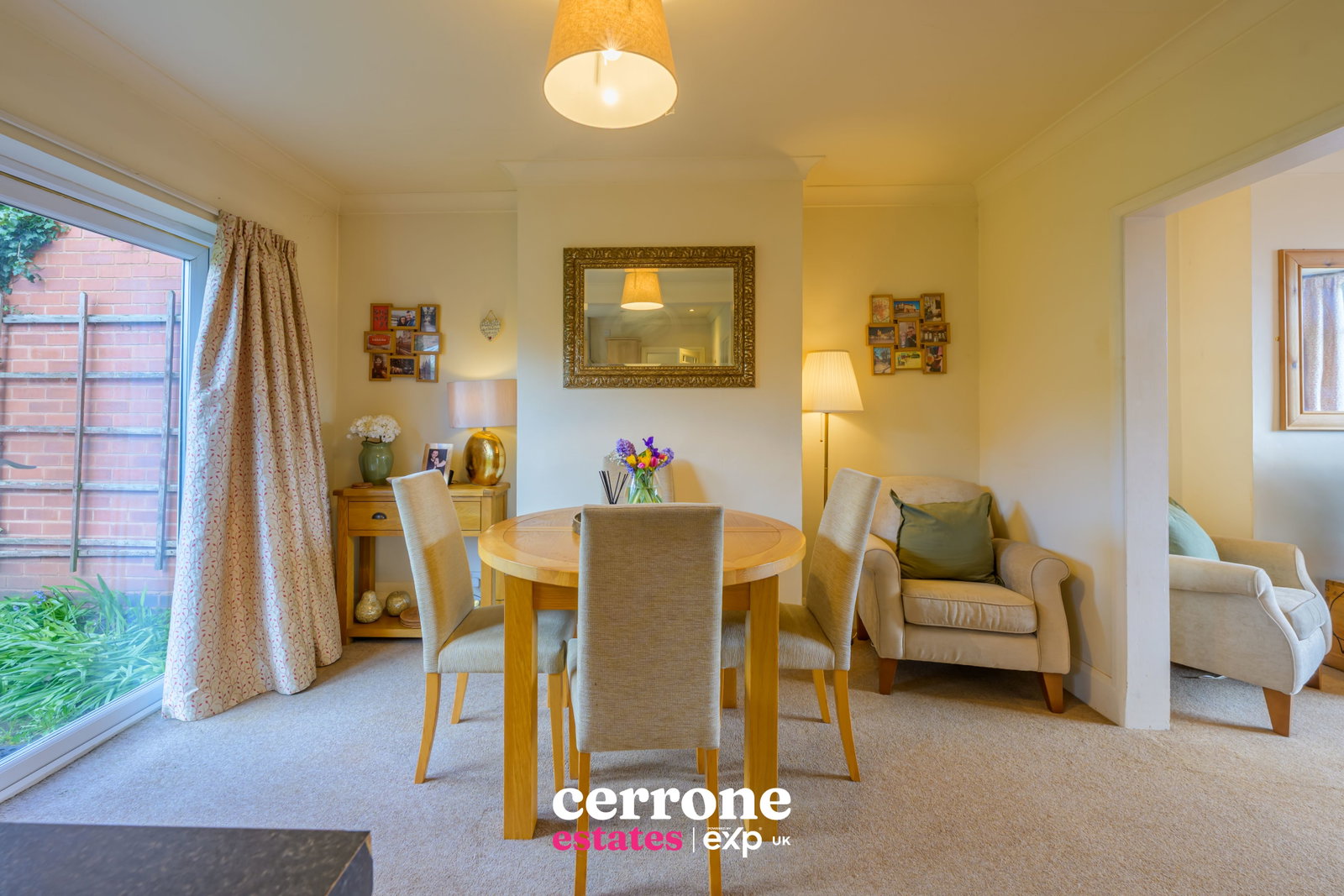 Semi Detached House in Bromsgrove