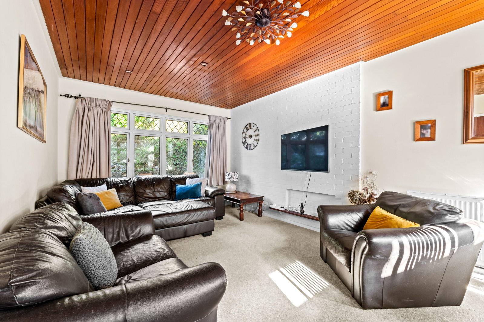Detached House in Coulsdon