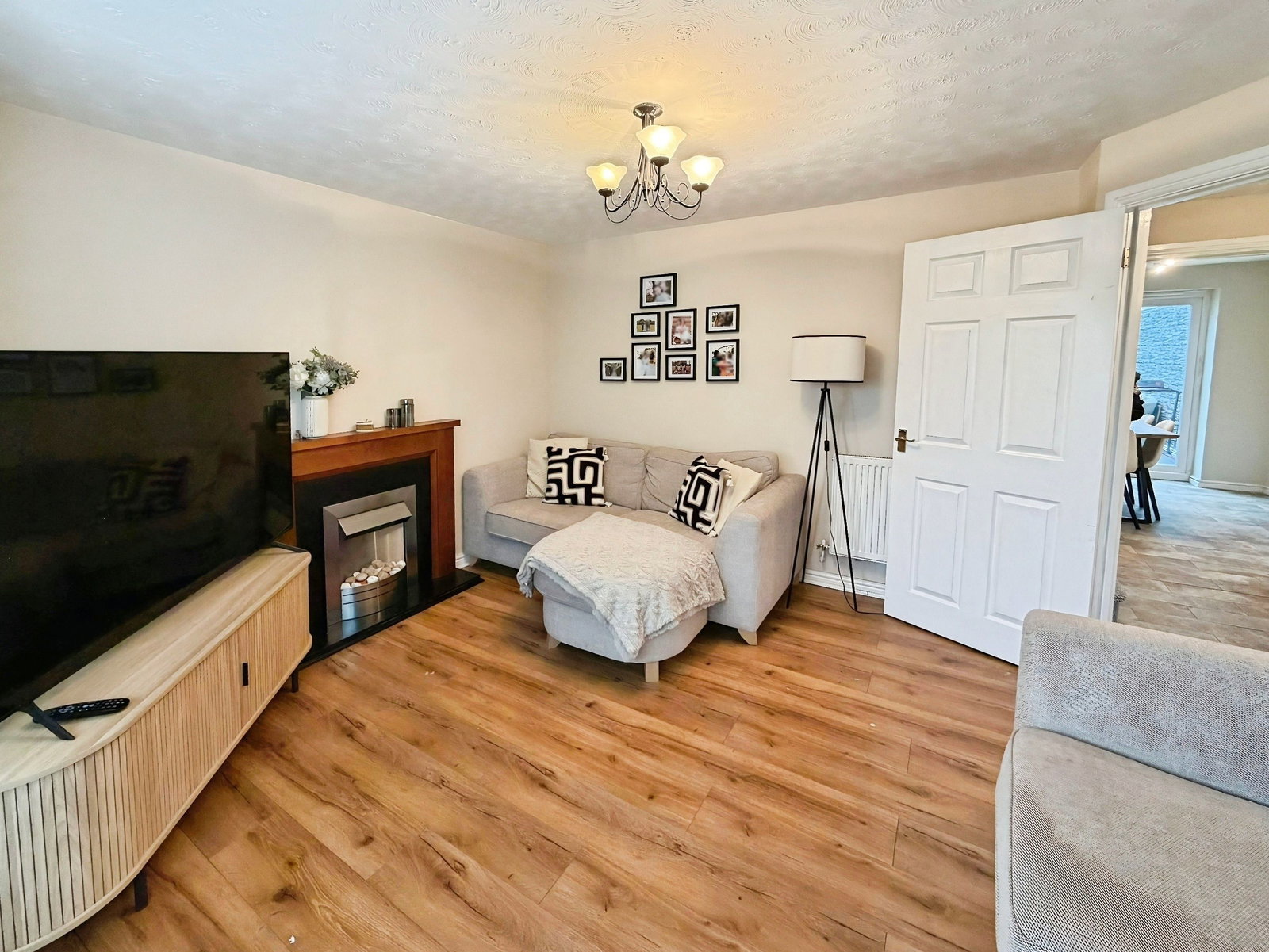 Detached House in Swansea