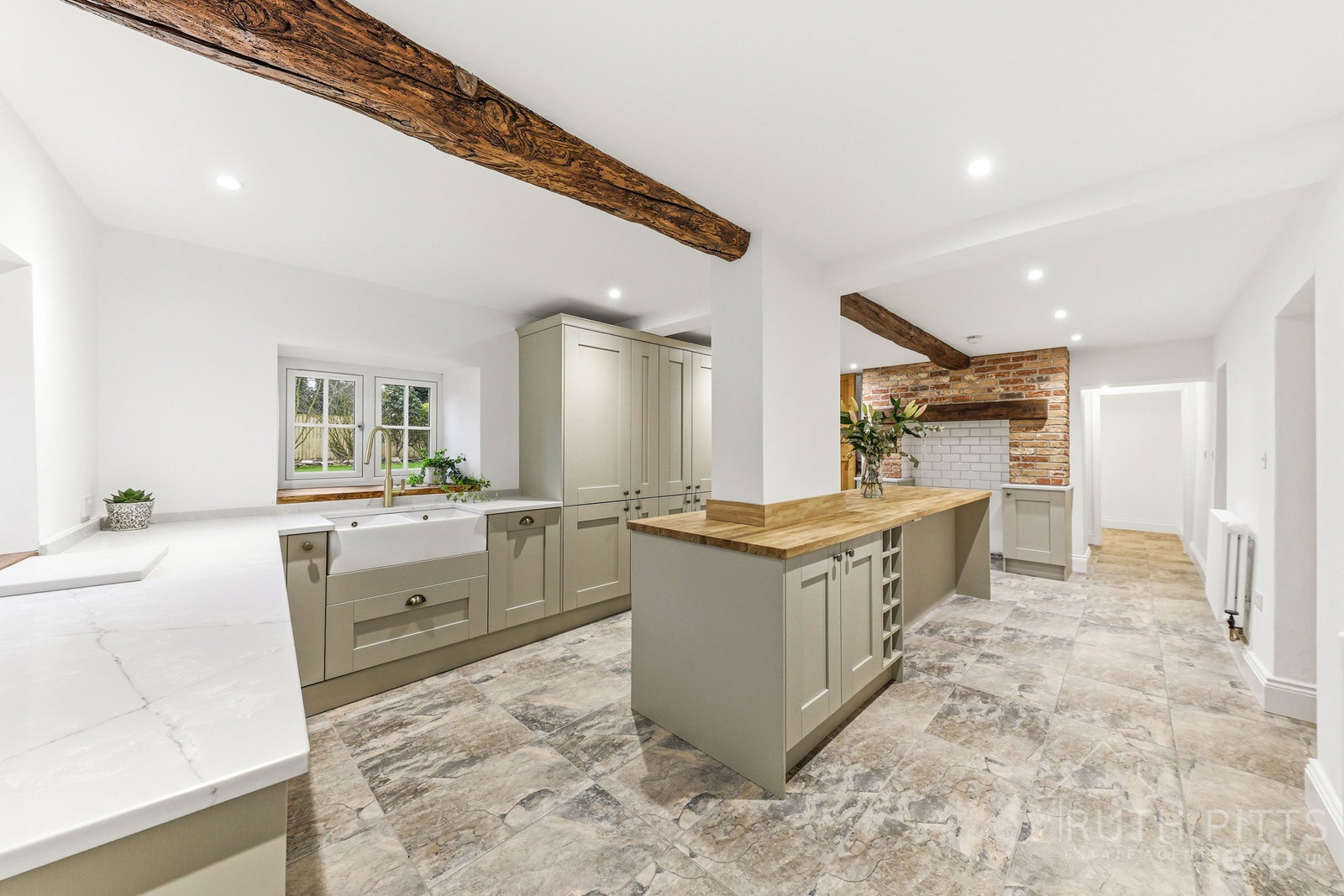 Semi Detached House in Knottingley