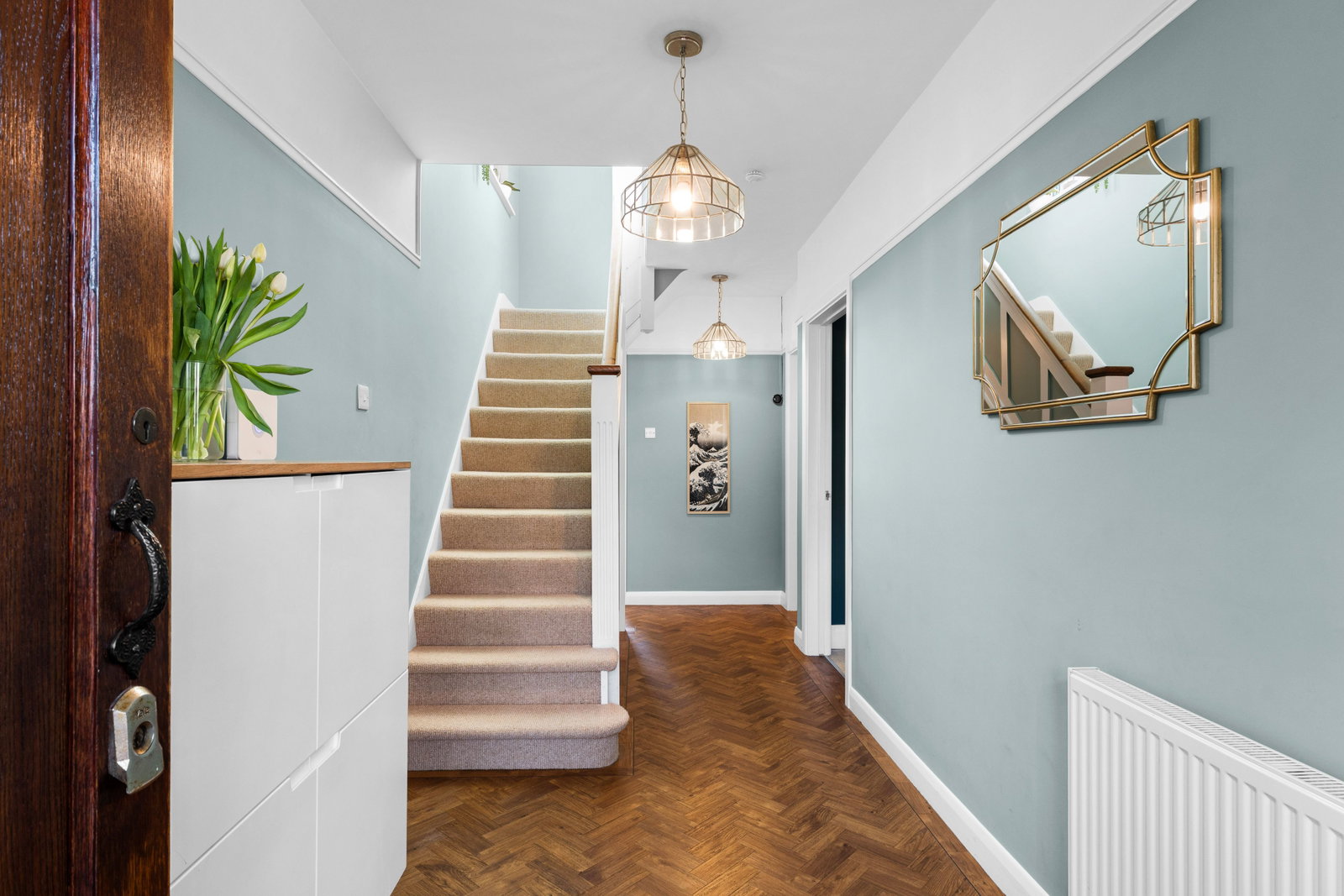 Detached House in South Croydon