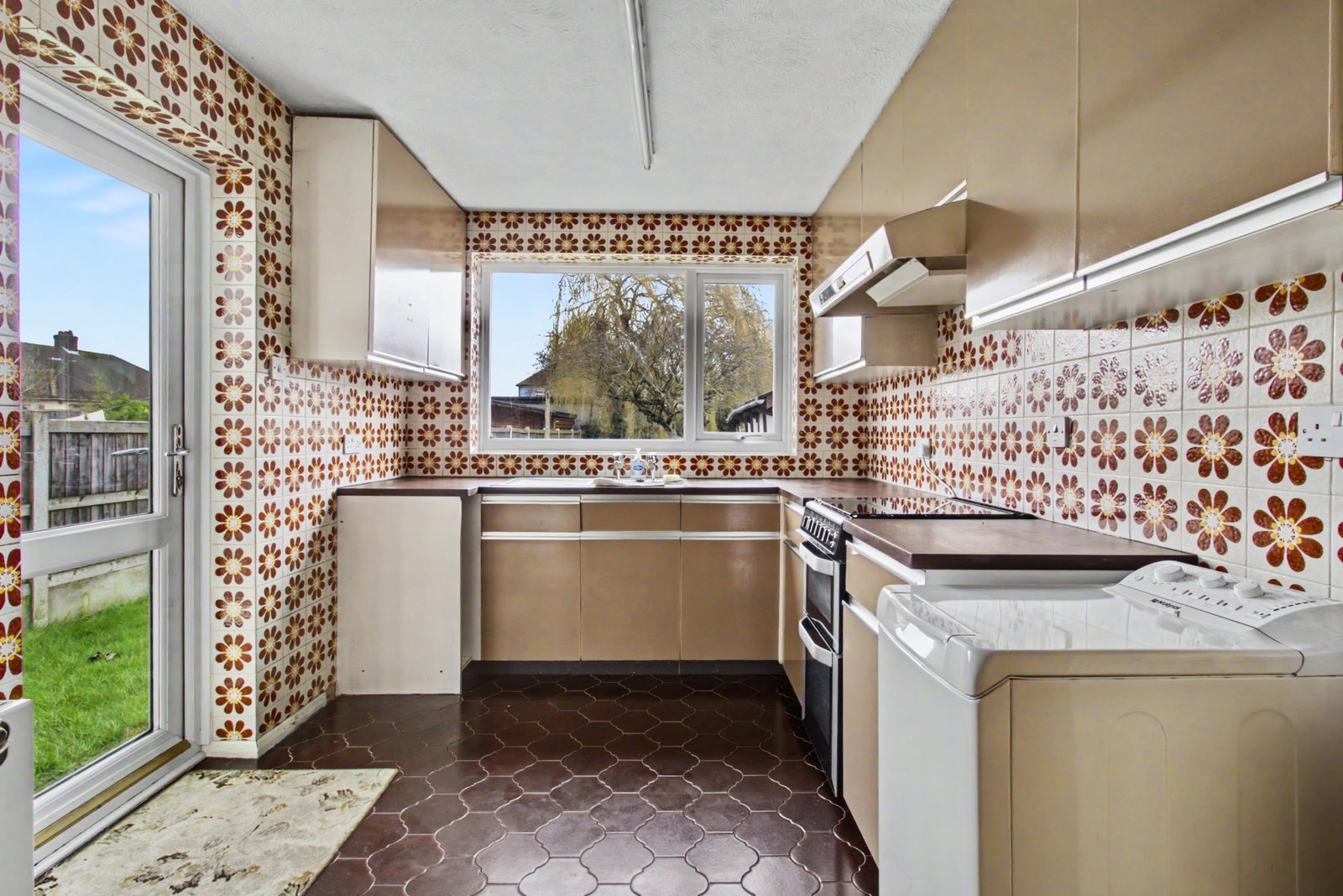 Semi Detached House in Romford 3