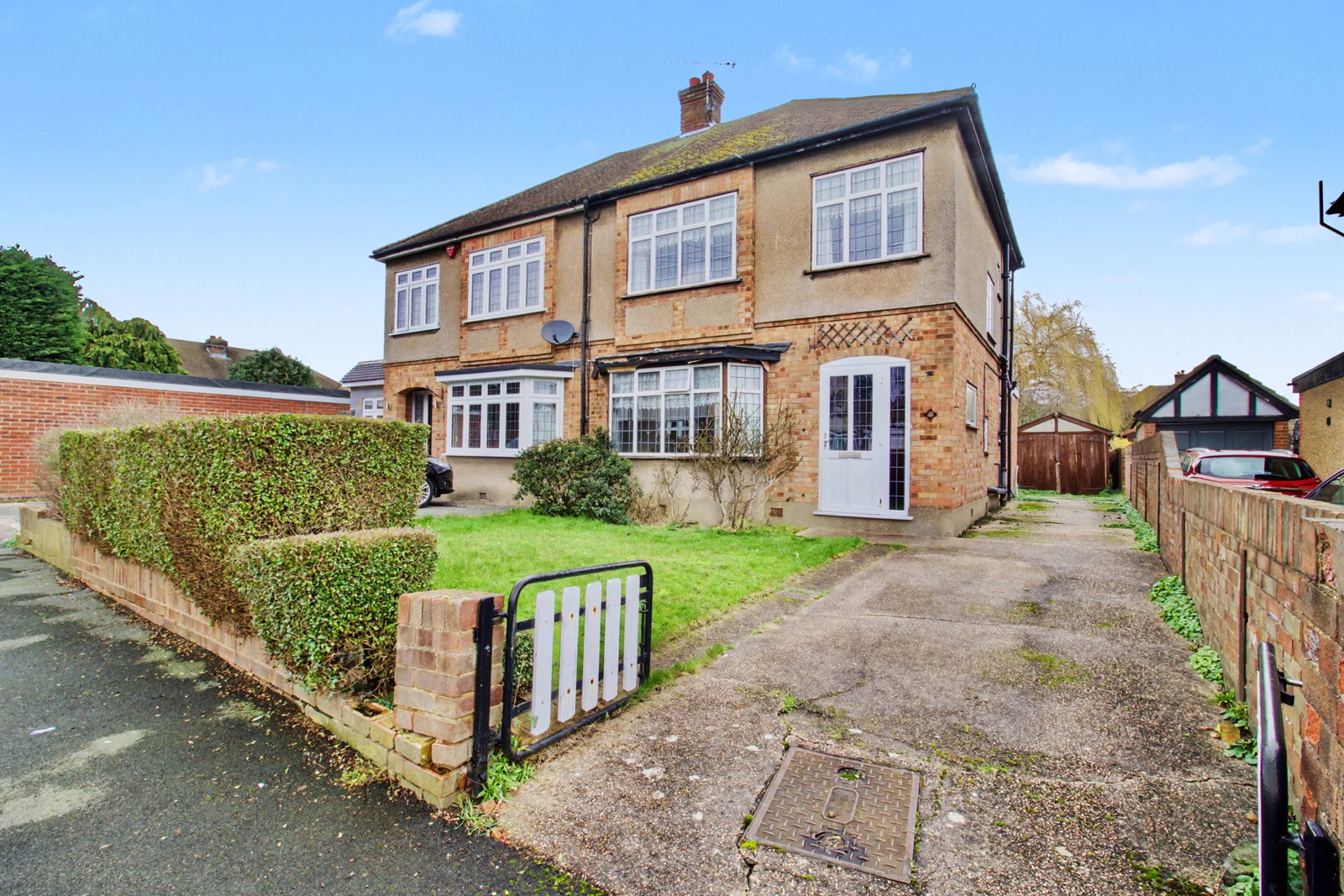Semi Detached House in Romford