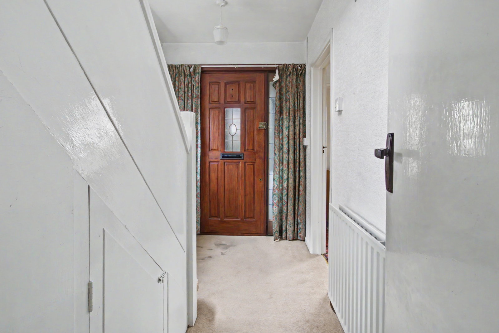 Semi Detached House in Romford 5