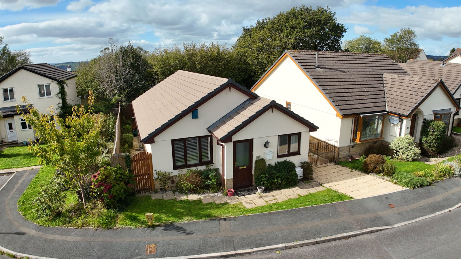 Bungalow for sale in Yelverton, St. Andrews Close, Bere Alston, Yelverton, PL20 7EH, 665 m²