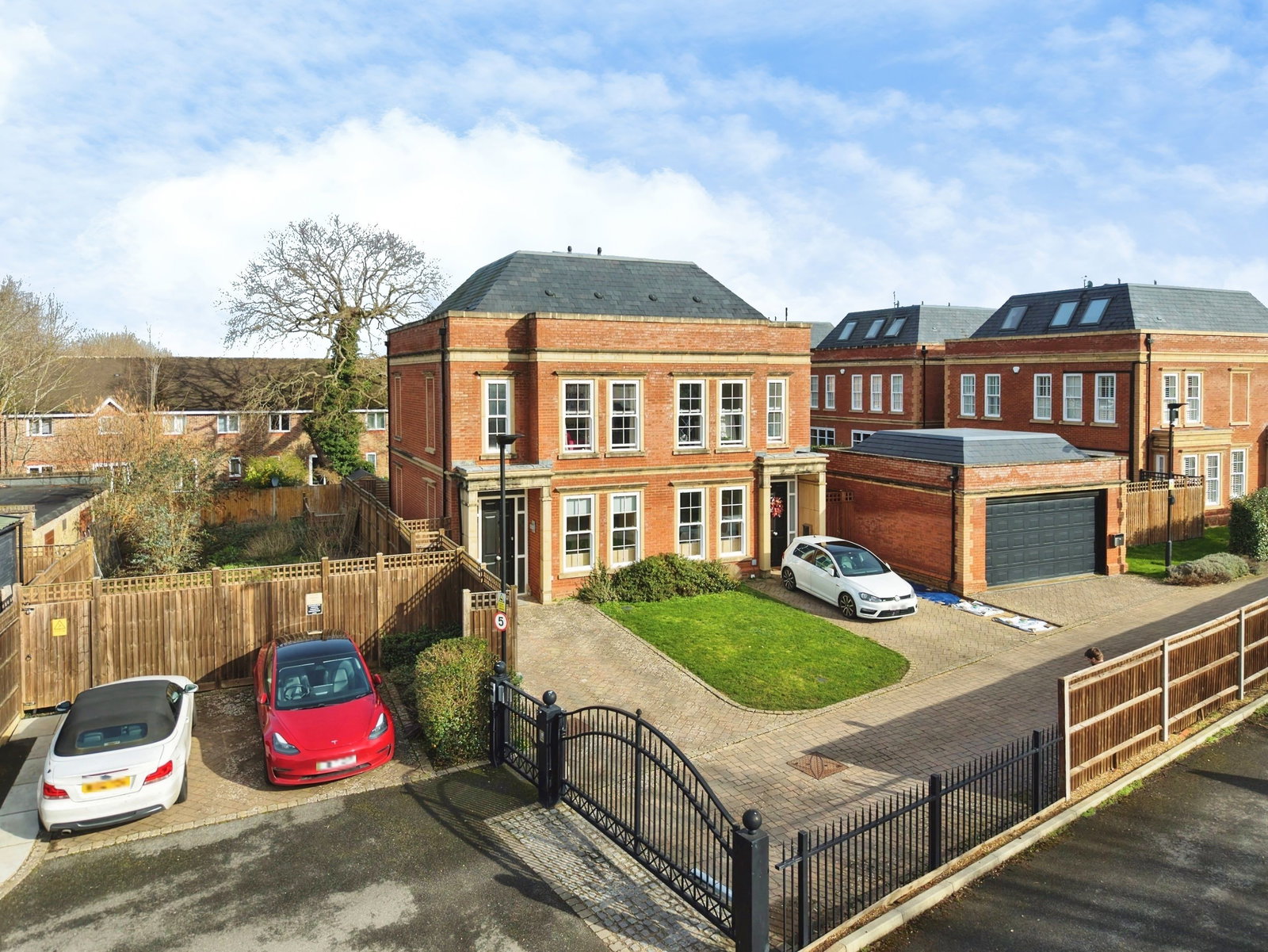 Semi Detached House in Epsom