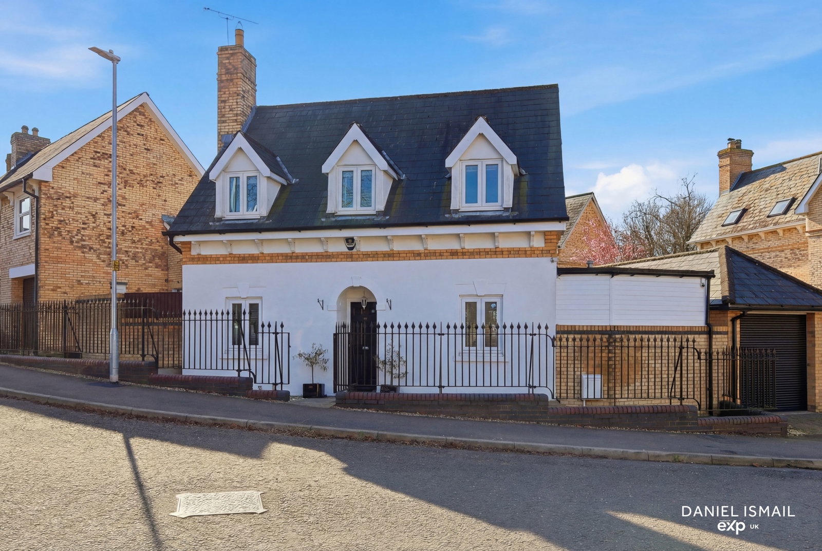 Detached House in Basildon