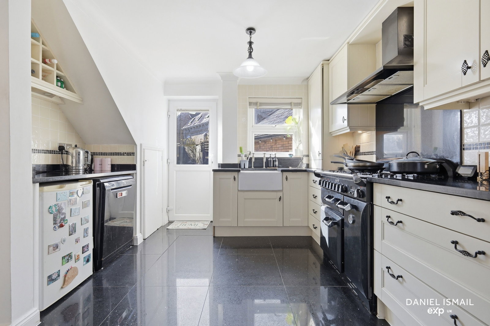 Detached House in Basildon