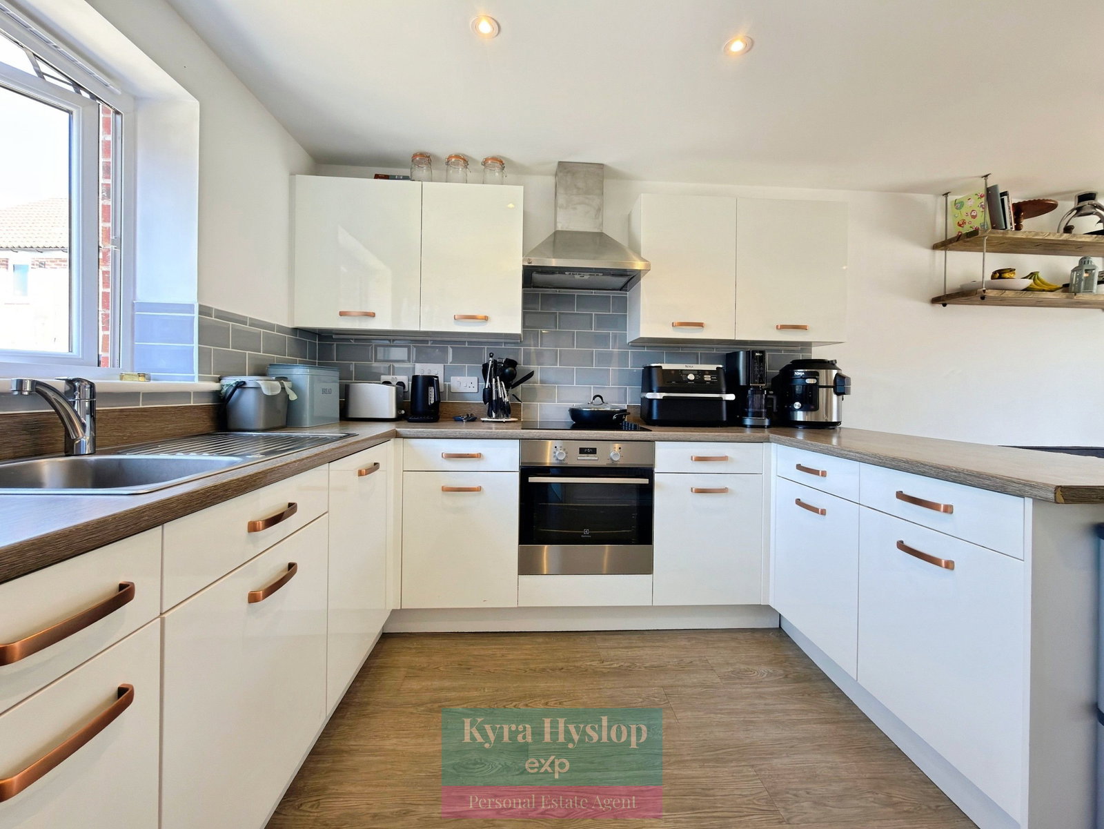 Semi Detached House for sale in Exeter, Linton Road, Exeter, EX1 3FZ, 980 m²