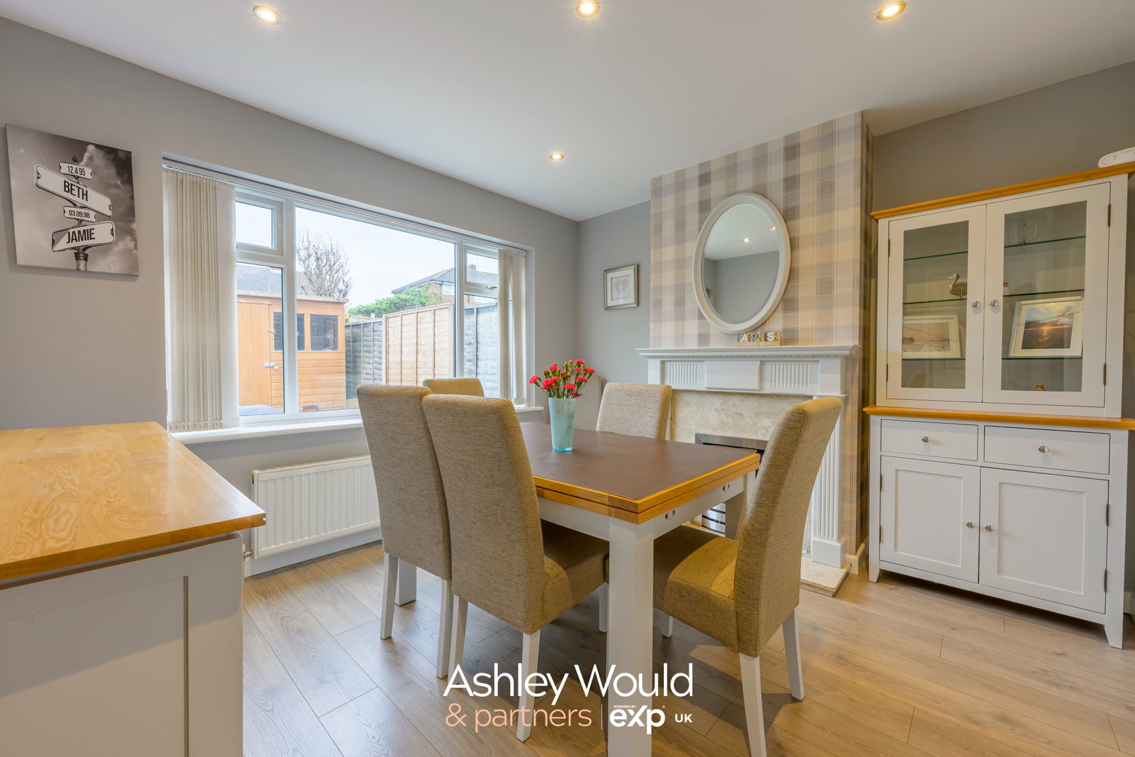 Semi Detached House in Tipton