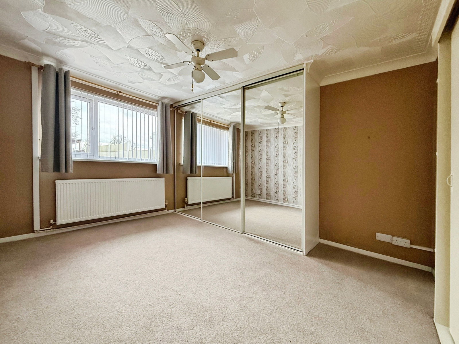 Semi Detached Bungalow in Doncaster