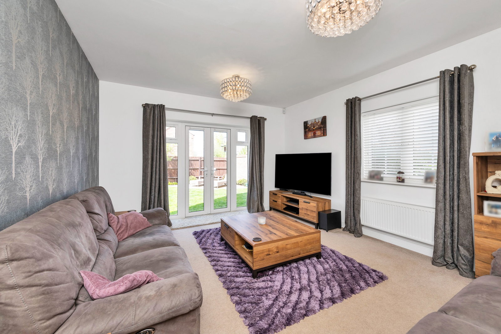 Detached House in Bedford