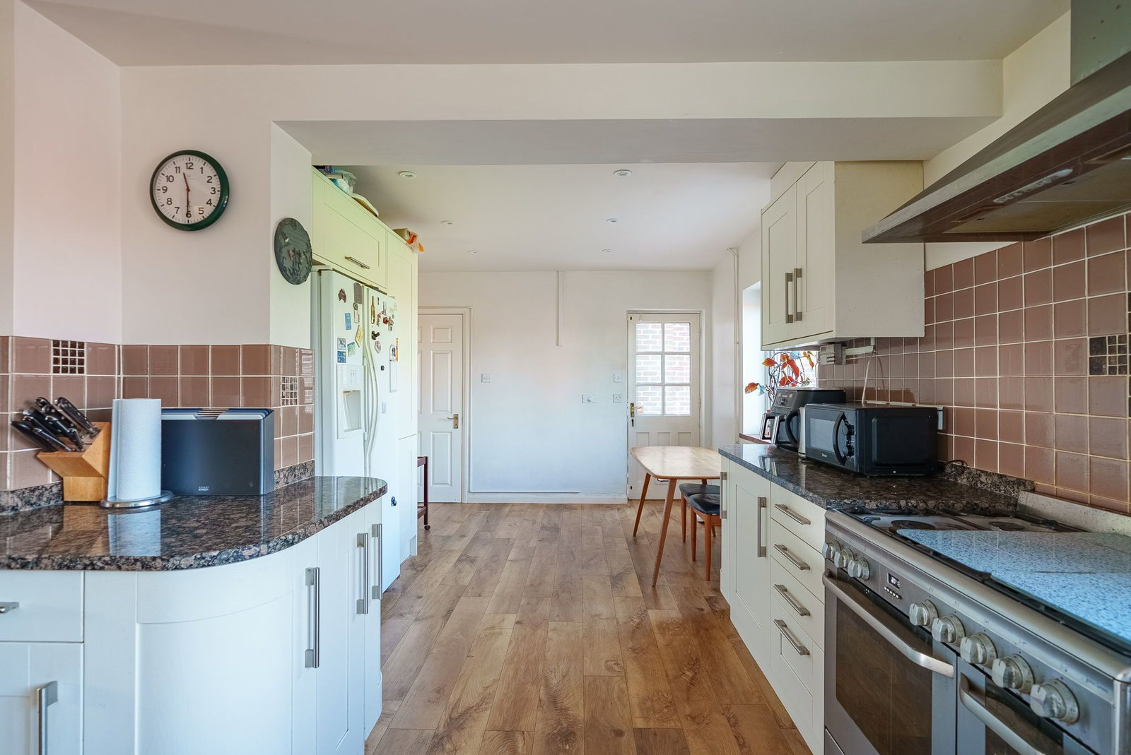 Detached House in Lingfield
