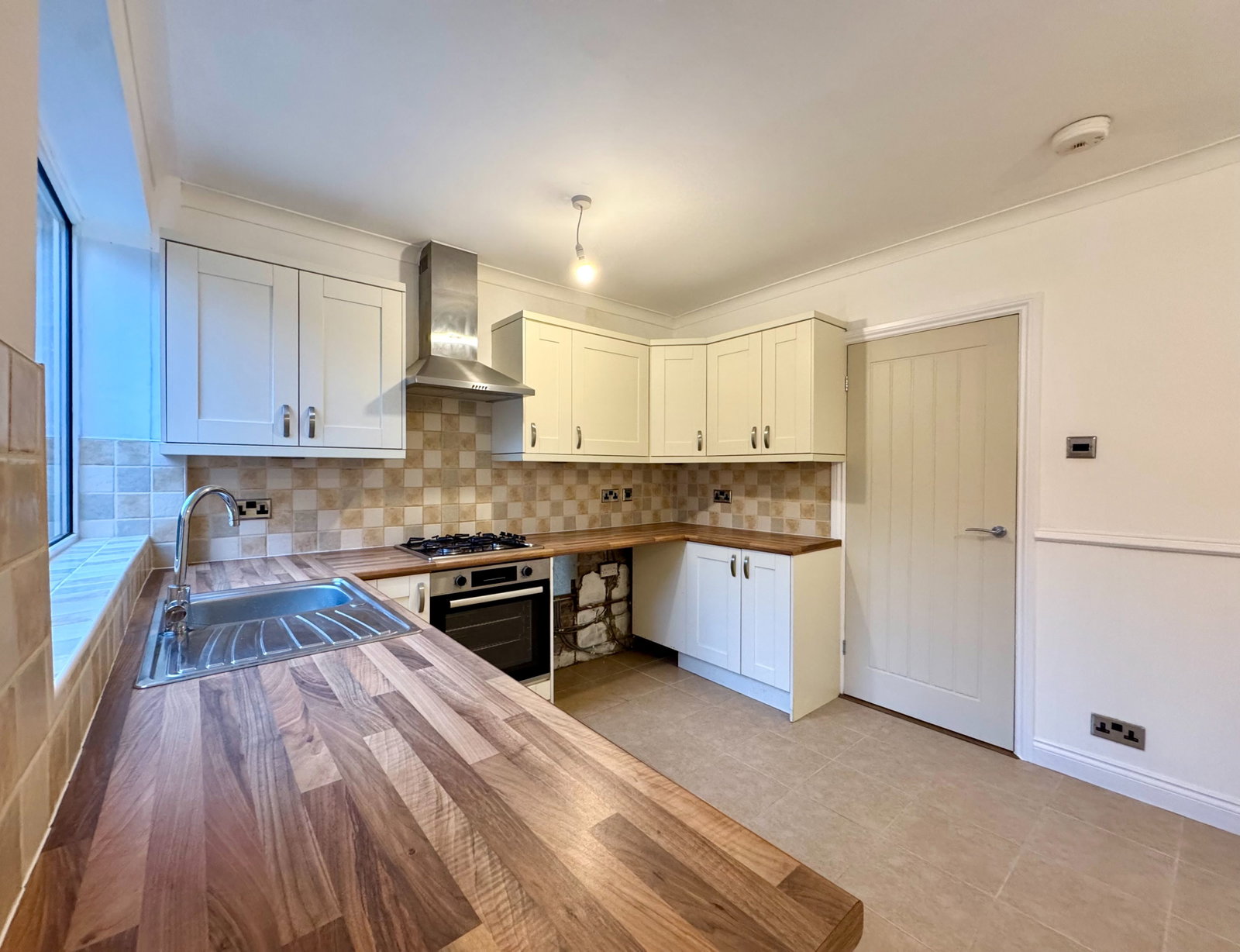 Semi Detached House in Preston