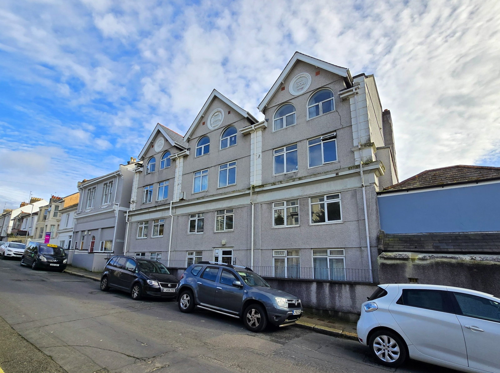 Flat in Plymouth