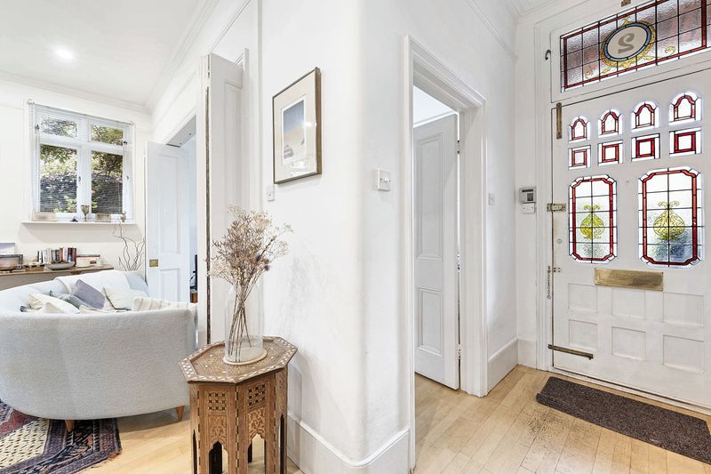Semi Detached House in Richmond