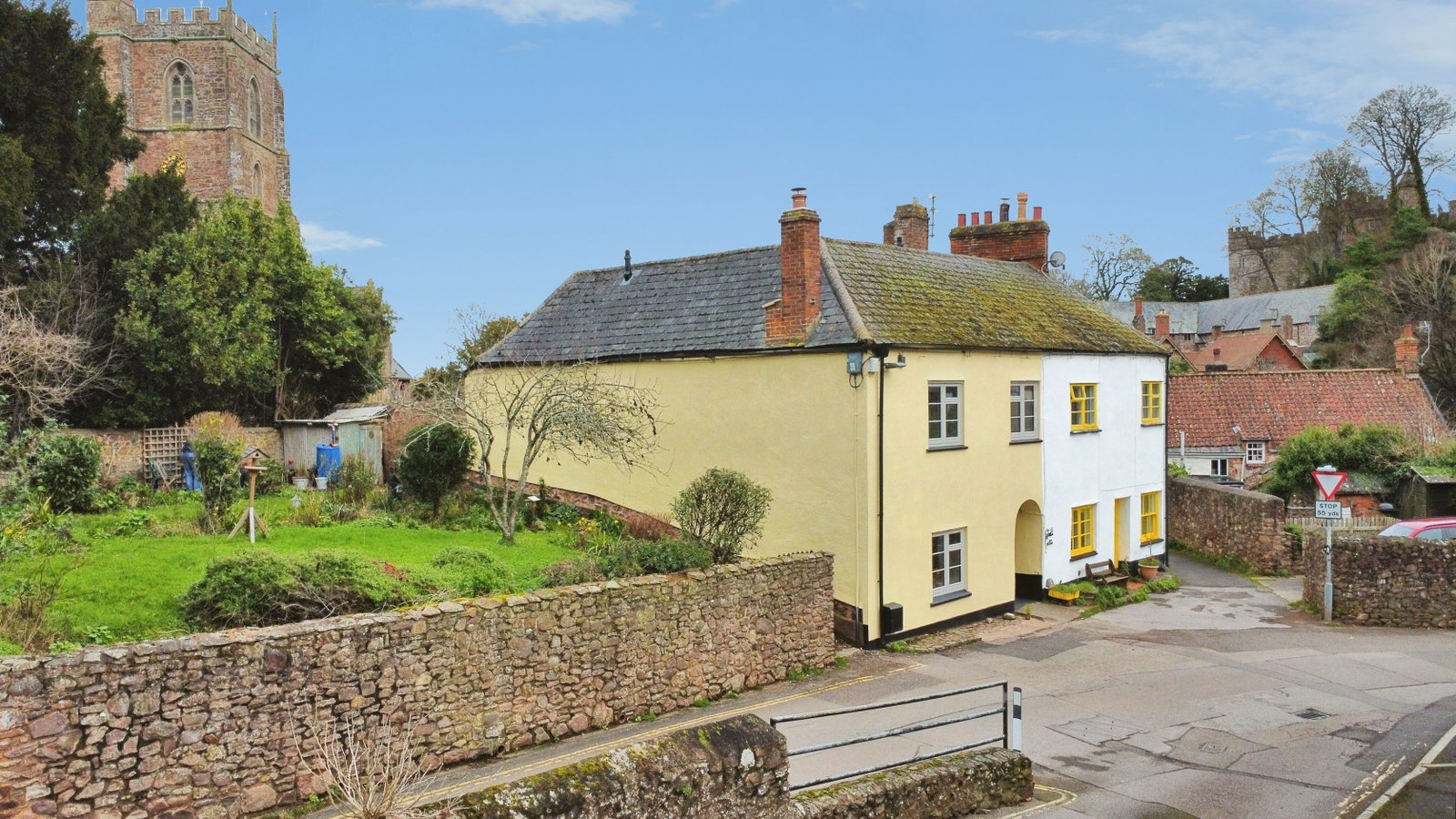Semi Detached House in Minehead