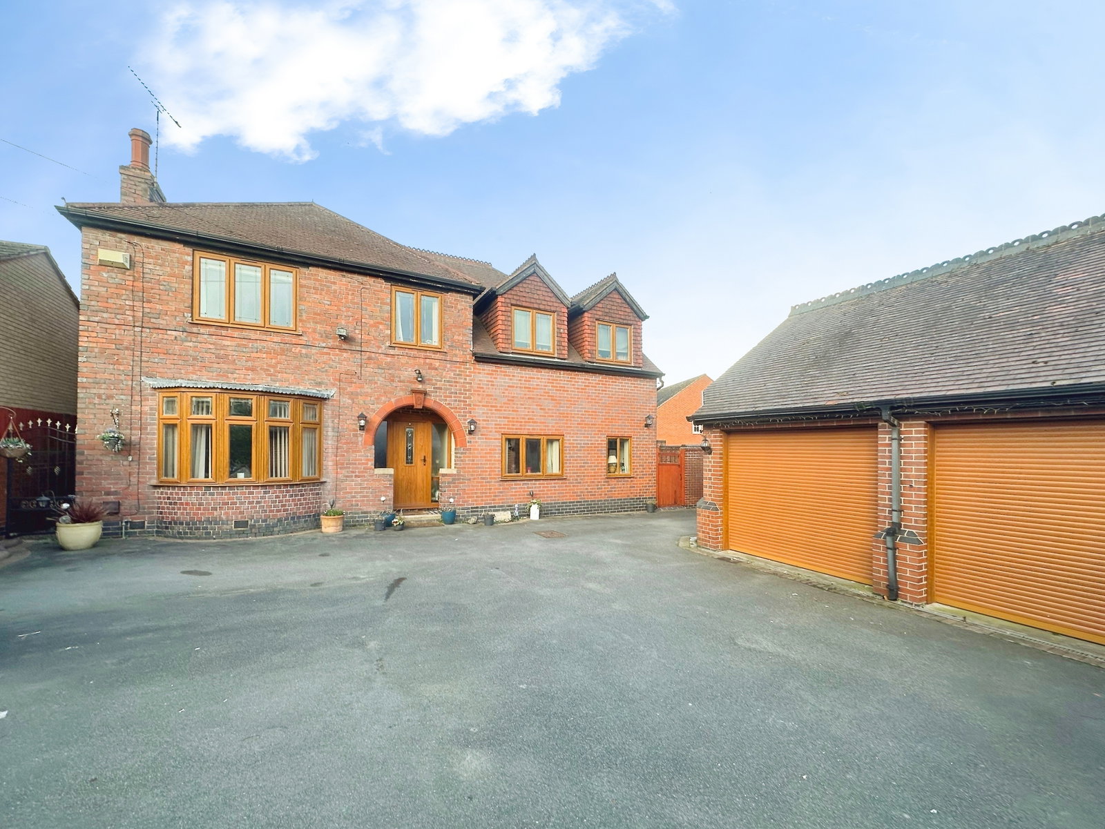 Detached House in Swadlincote
