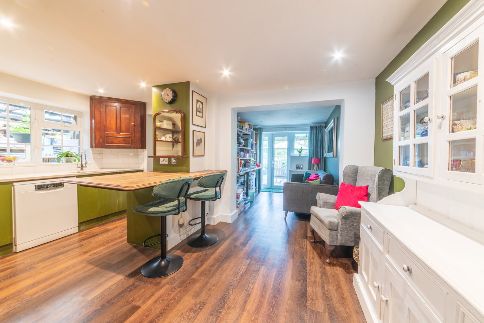 Semi Detached House for sale in Tonbridge, Longmead Way, Tonbridge