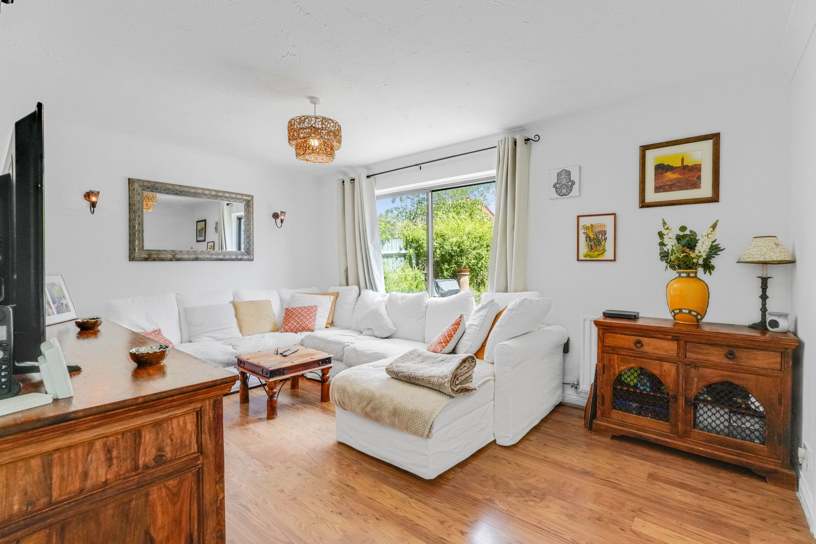 Detached House in Milton Keynes