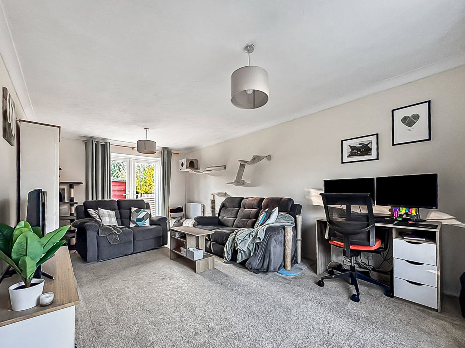 Semi Detached House in Dursley