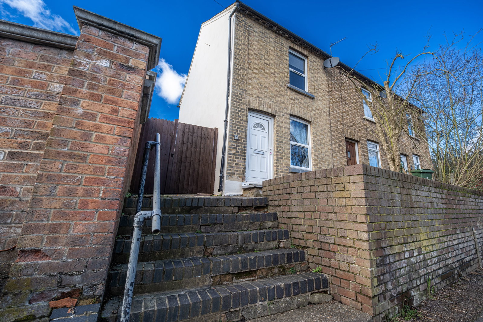 End Of Terrace House in Milton Keynes