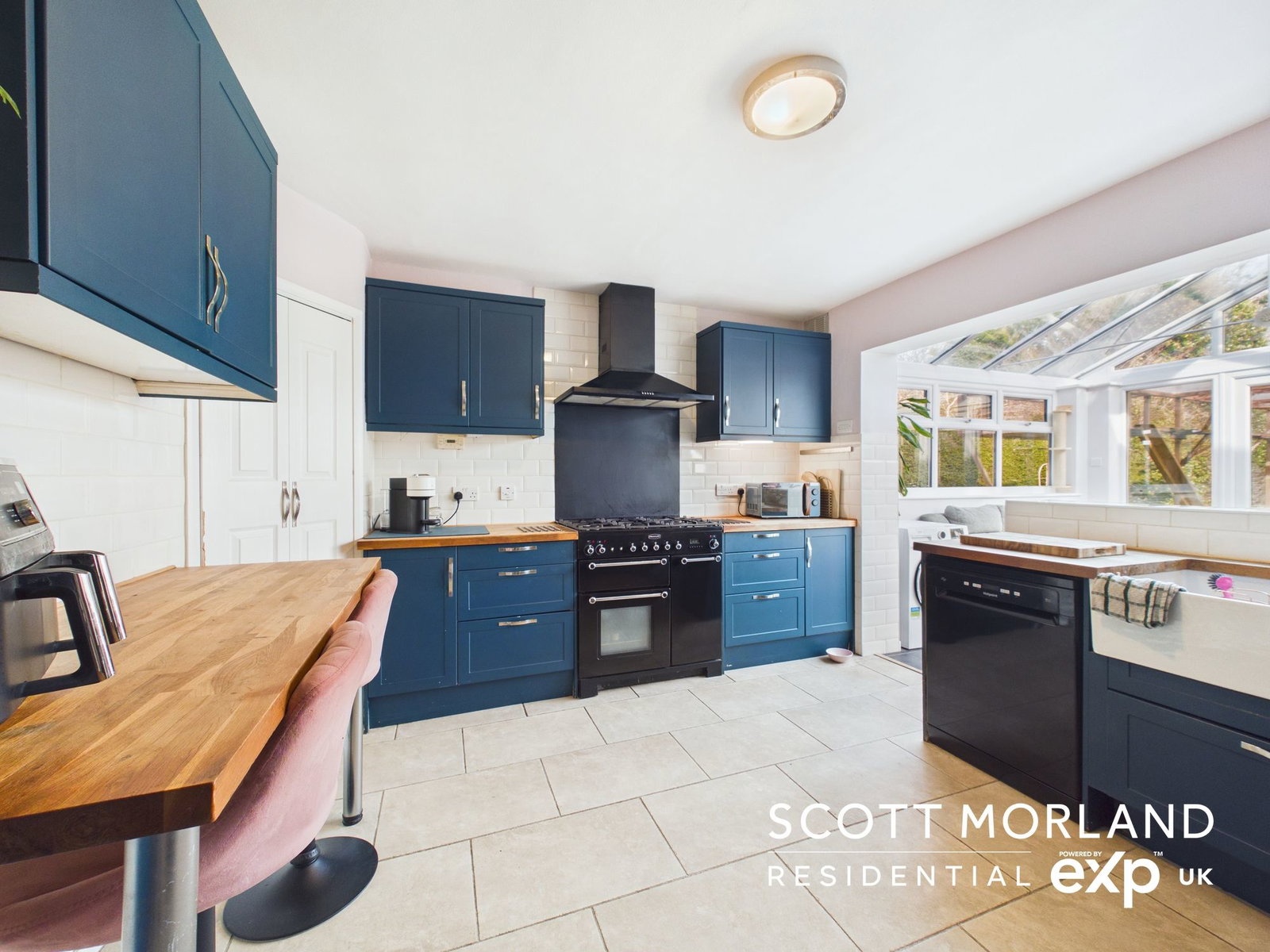 Detached House in Basingstoke