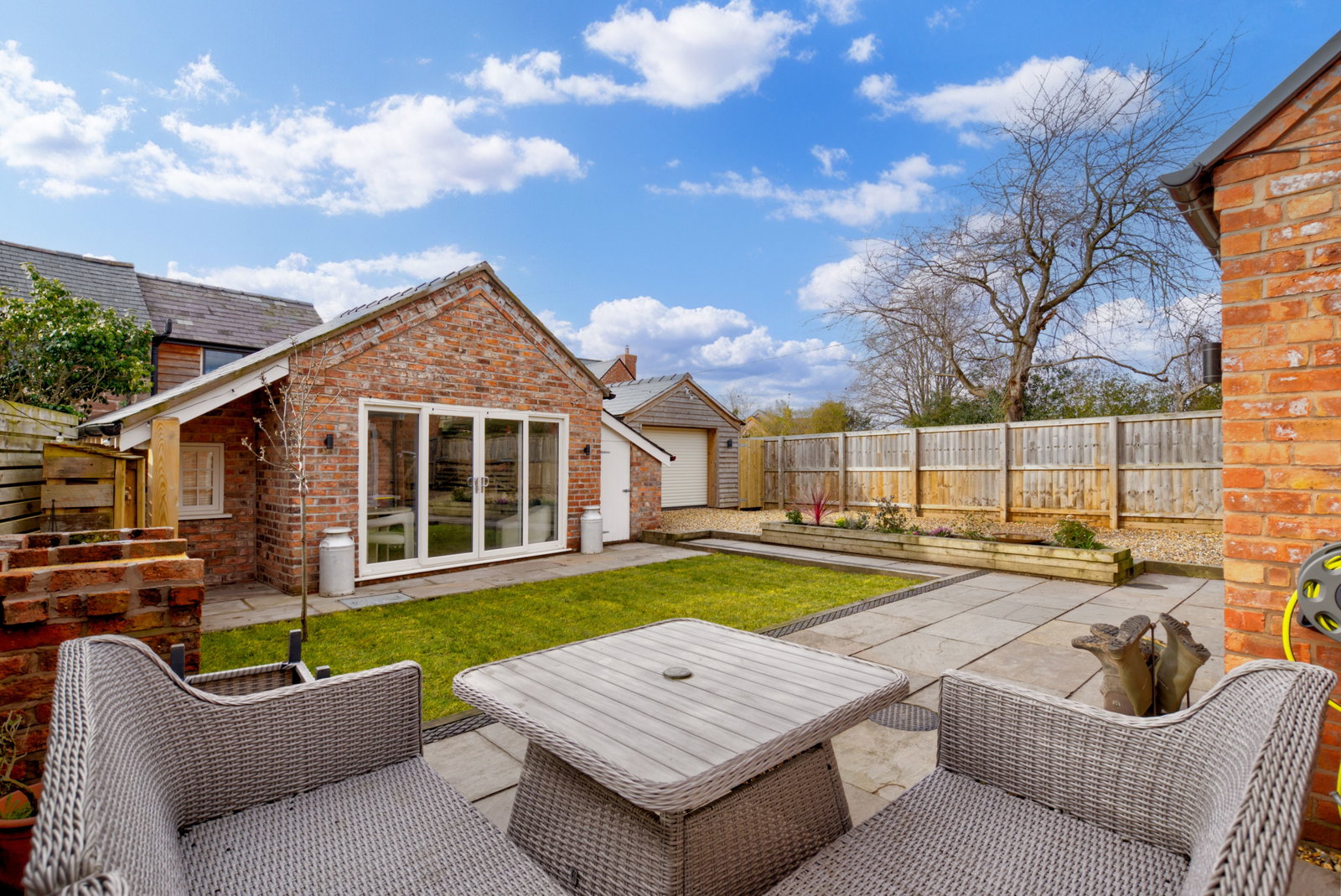 Semi Detached House for sale in Chester, Churton Road, Farndon, Chester, CH3 6QP