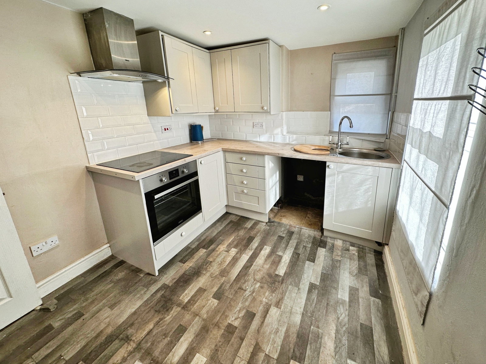 End Of Terrace House in Gloucester