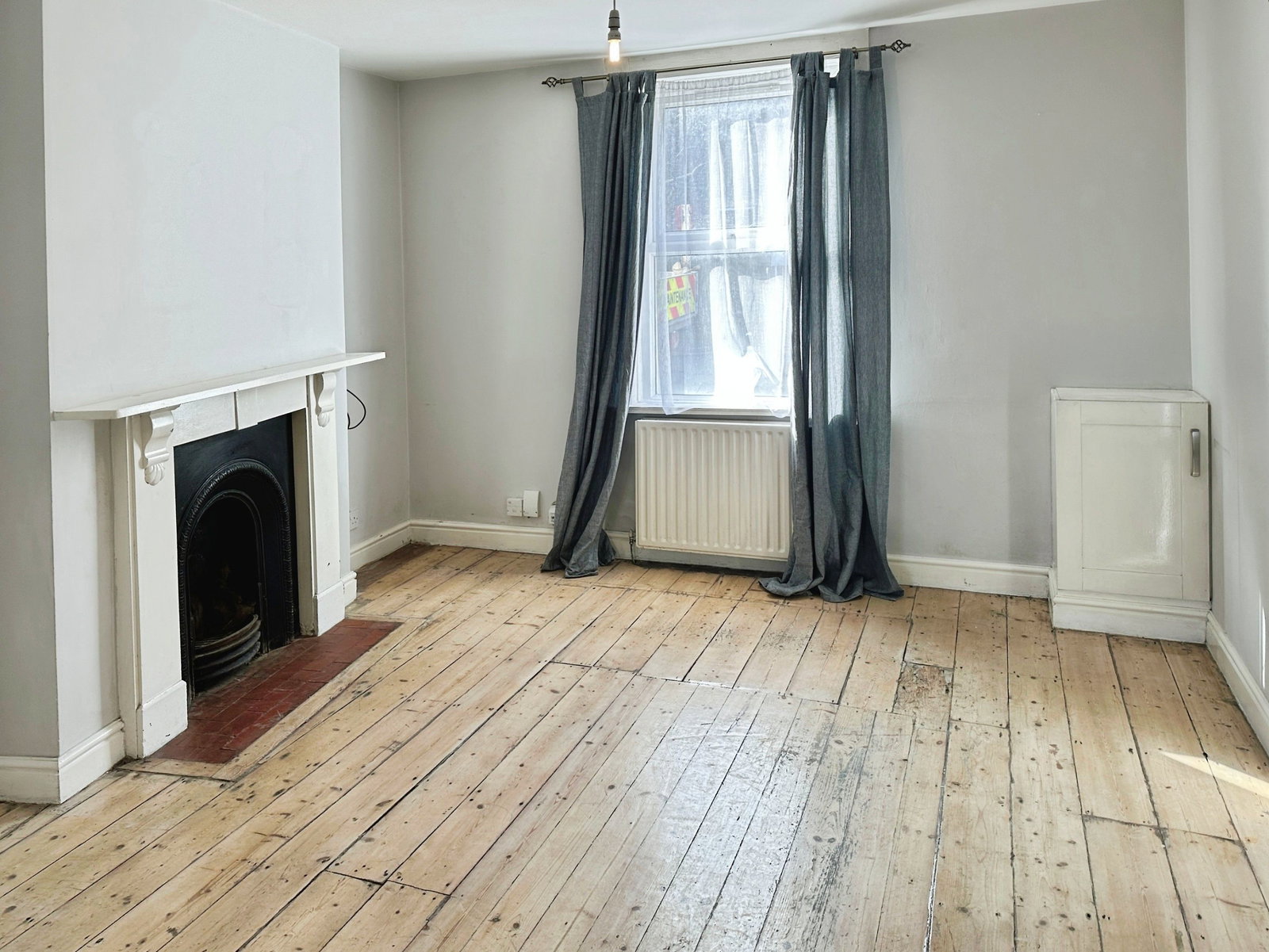 End Of Terrace House in Gloucester