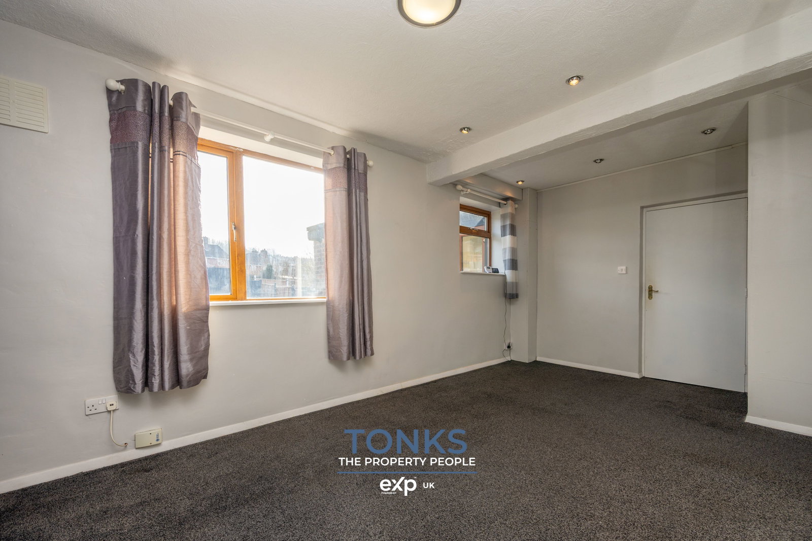 Semi Detached House in Rowley Regis