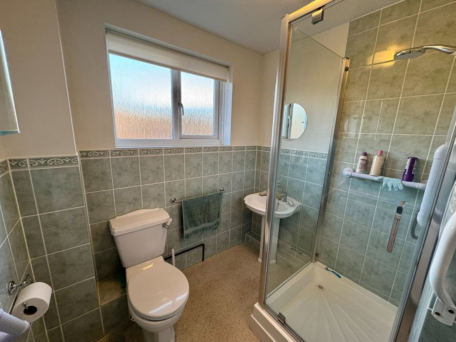 Semi Detached House in Ashford