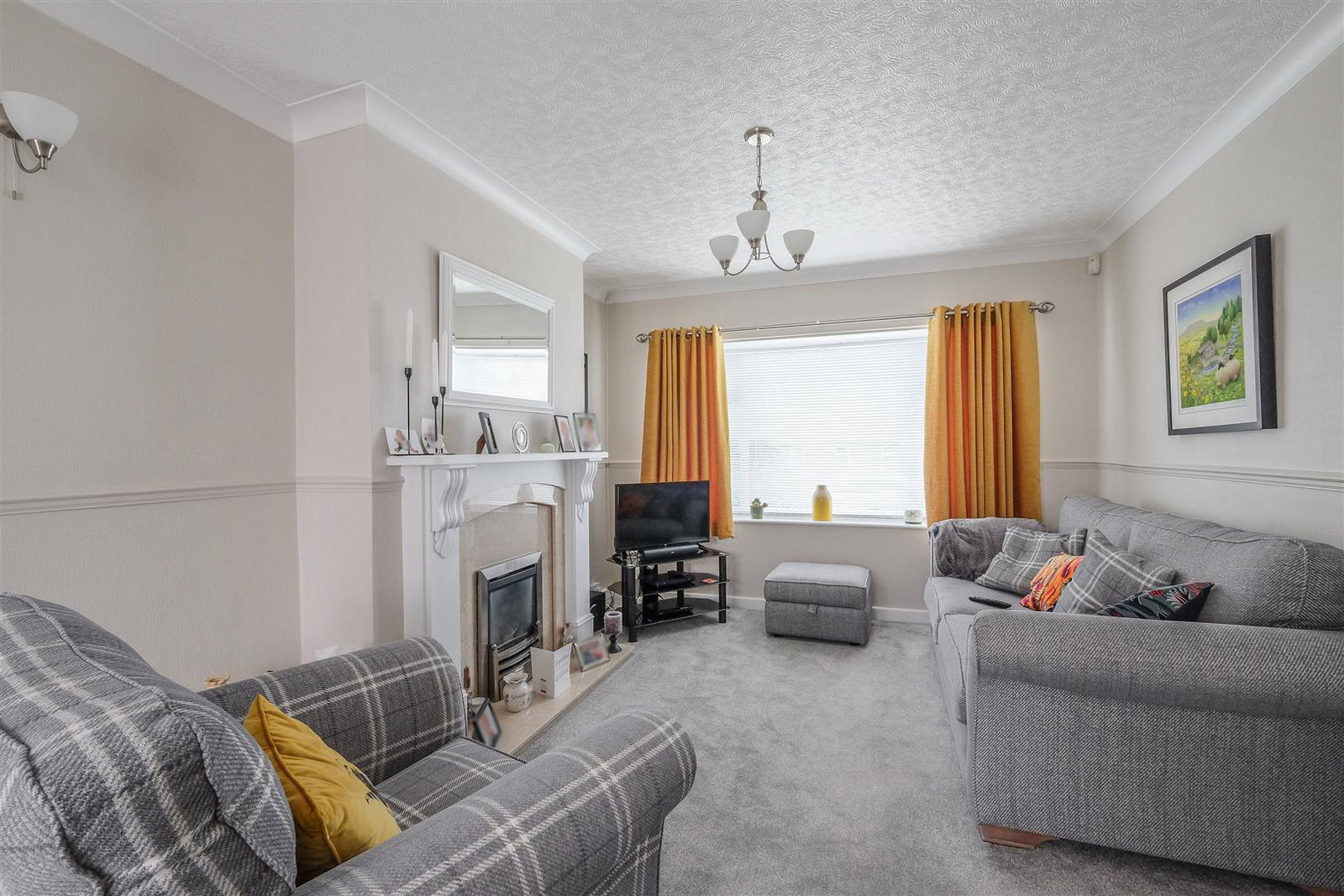 Semi Detached House in Huddersfield