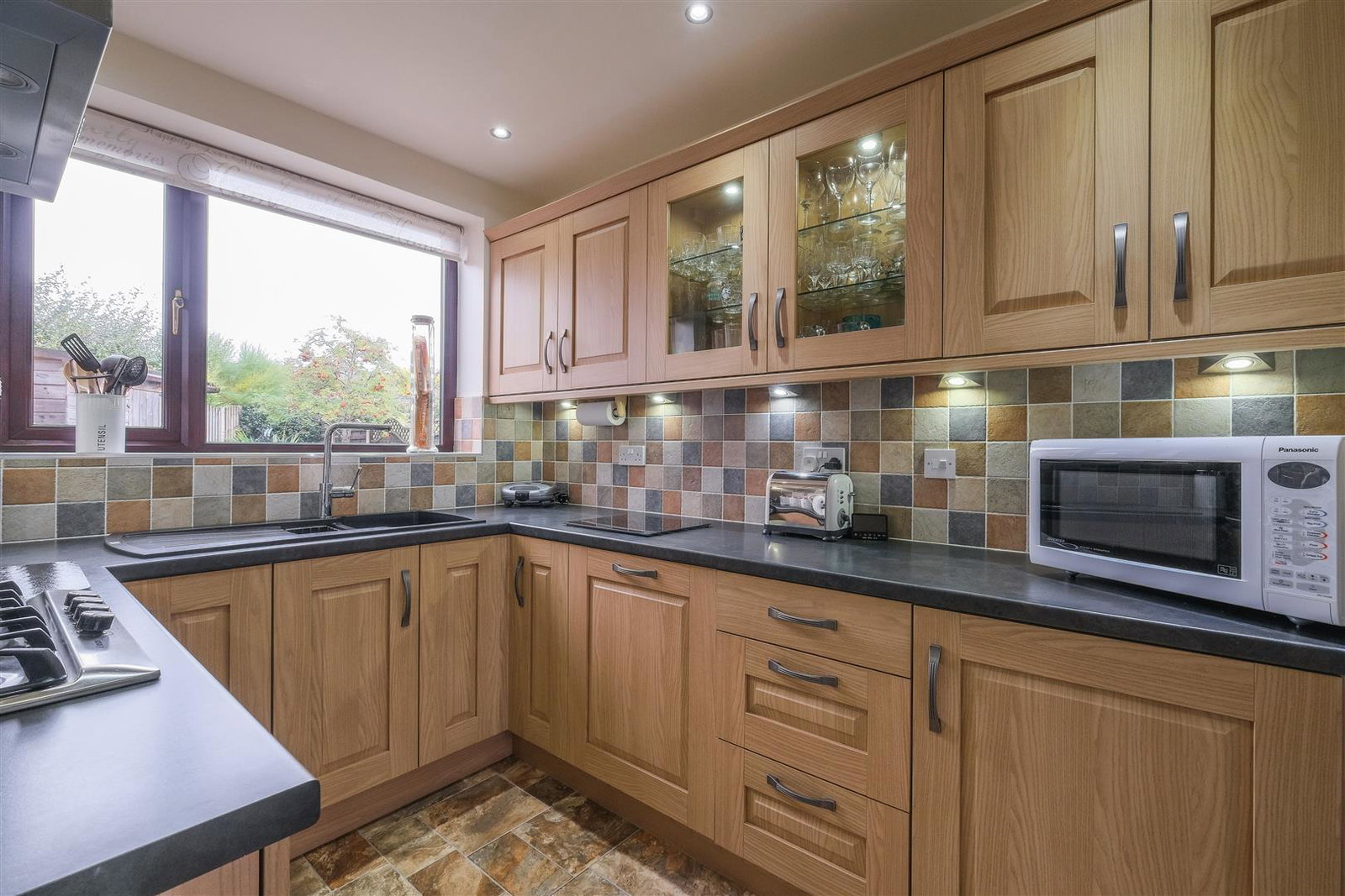 Semi Detached House in Huddersfield