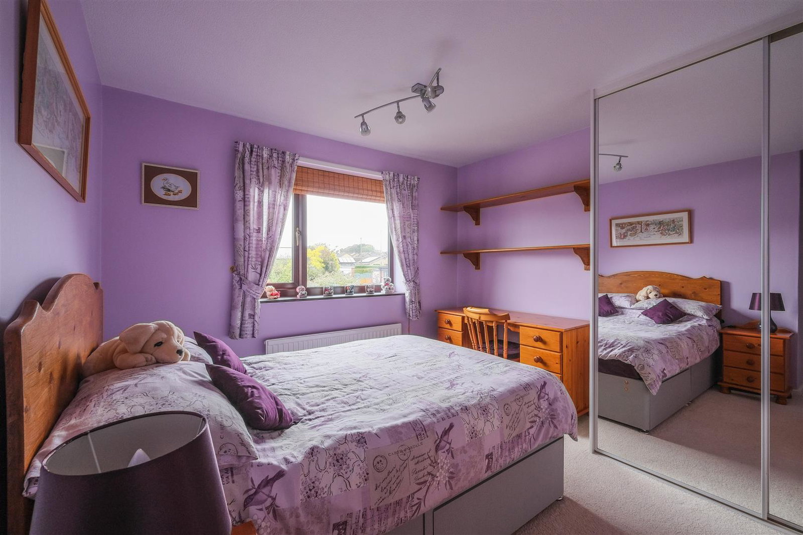 Semi Detached House in Huddersfield