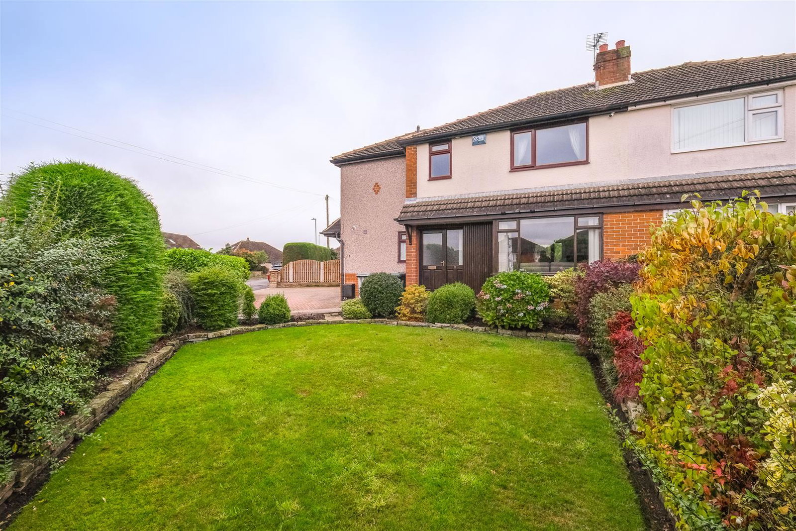 Semi Detached House in Huddersfield