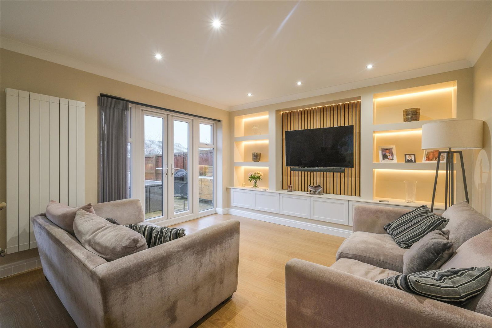 Detached House in Huddersfield