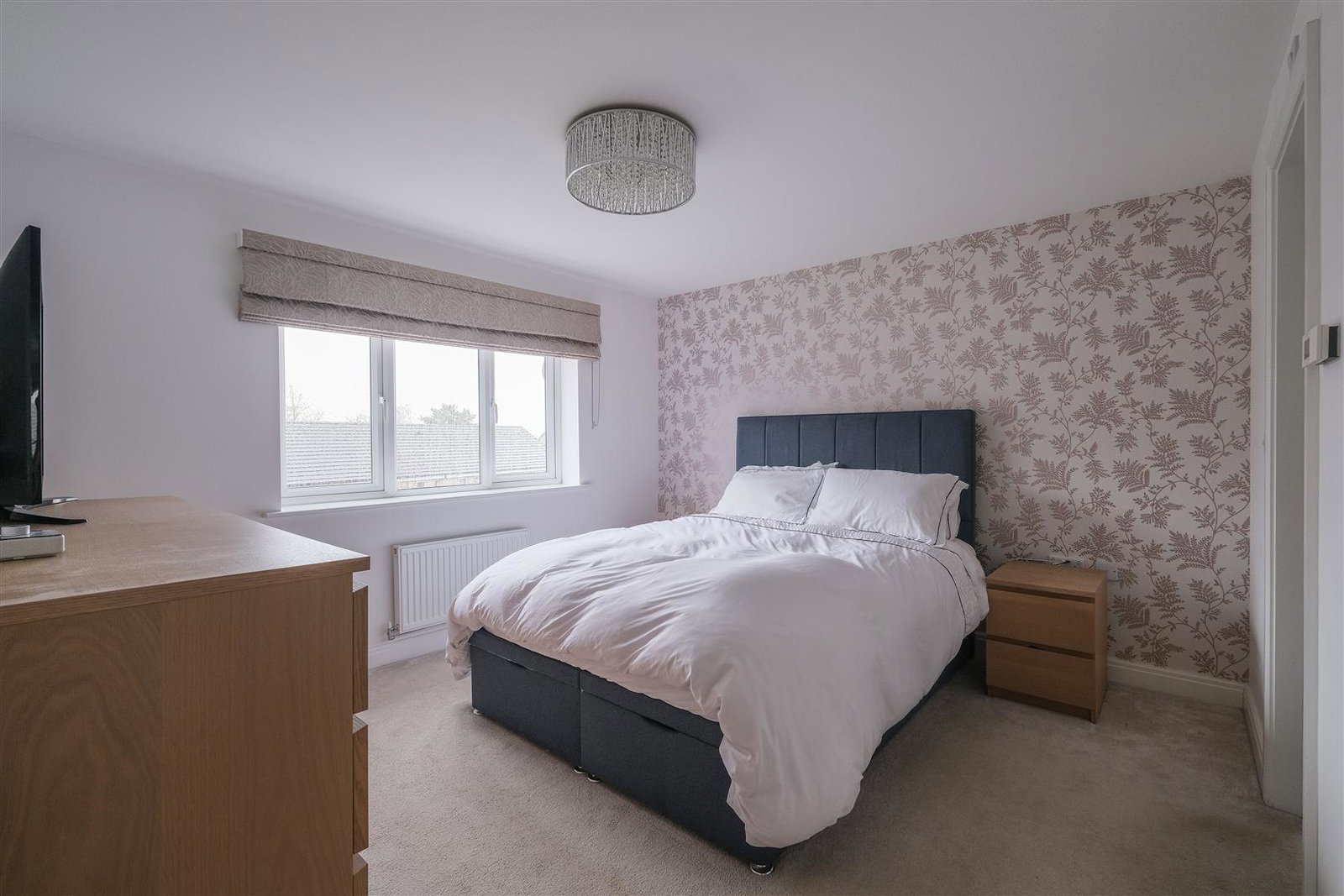 Detached House in Huddersfield