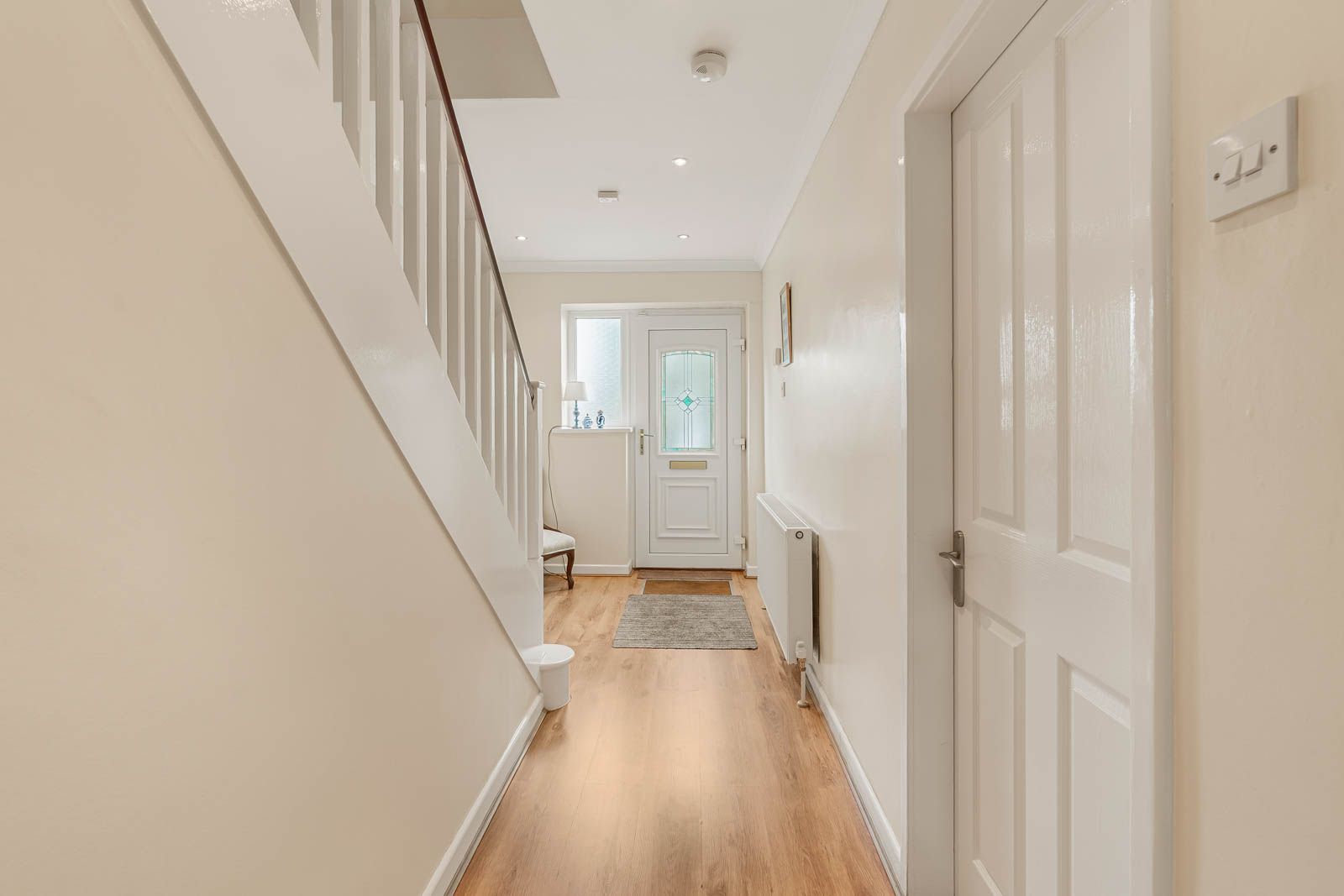 Semi Detached House for sale in Huddersfield, Kennedy Avenue, Huddersfield