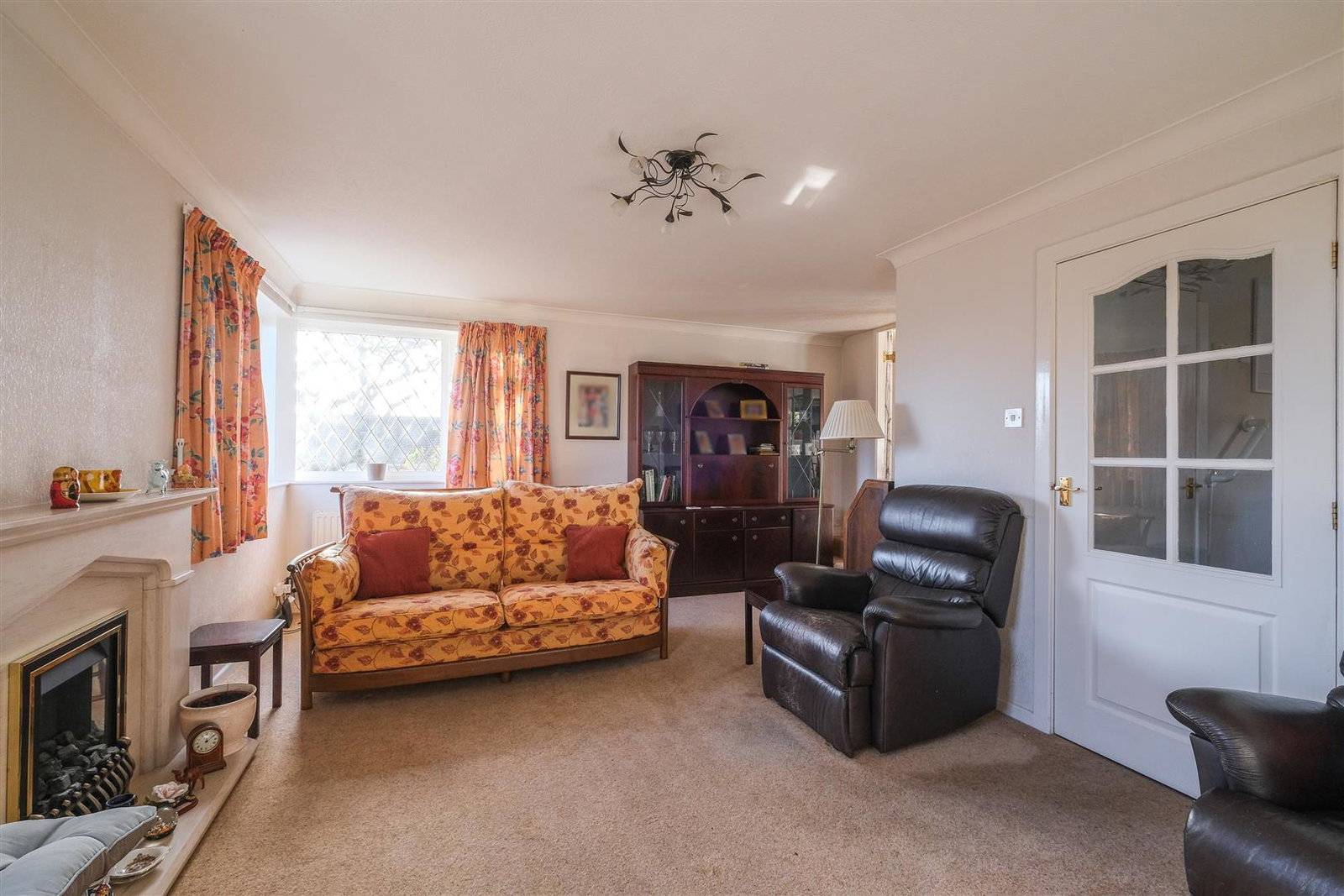 Semi Detached Bungalow in Huddersfield