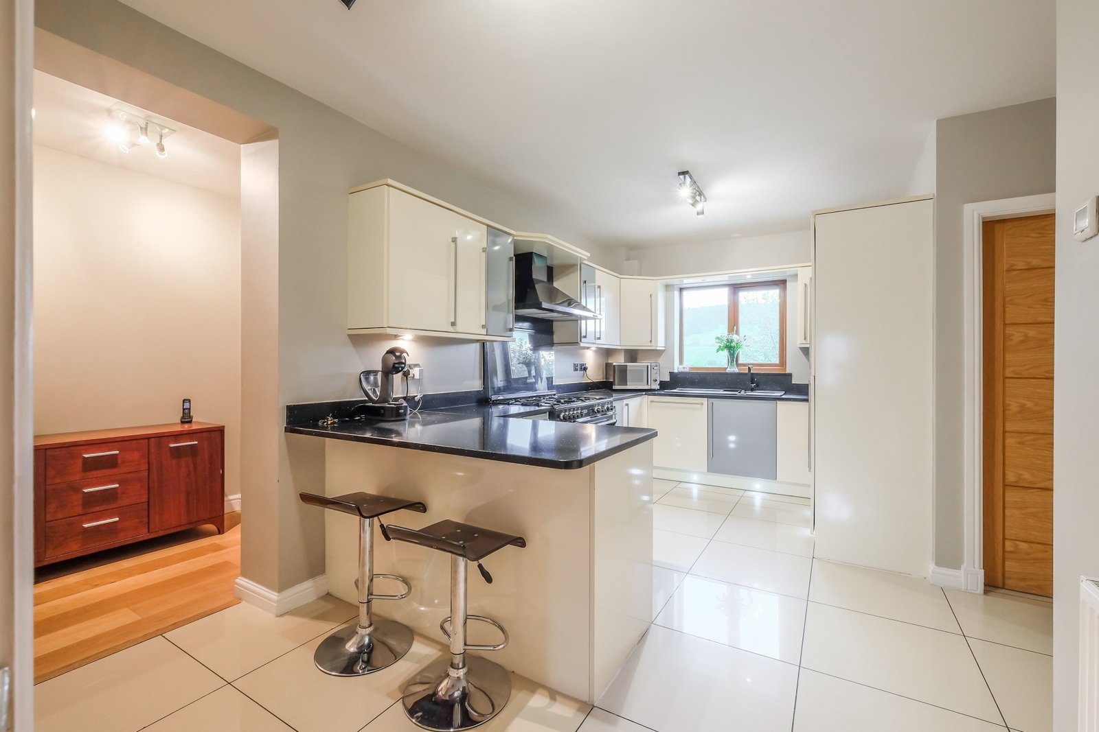 Detached House in Huddersfield