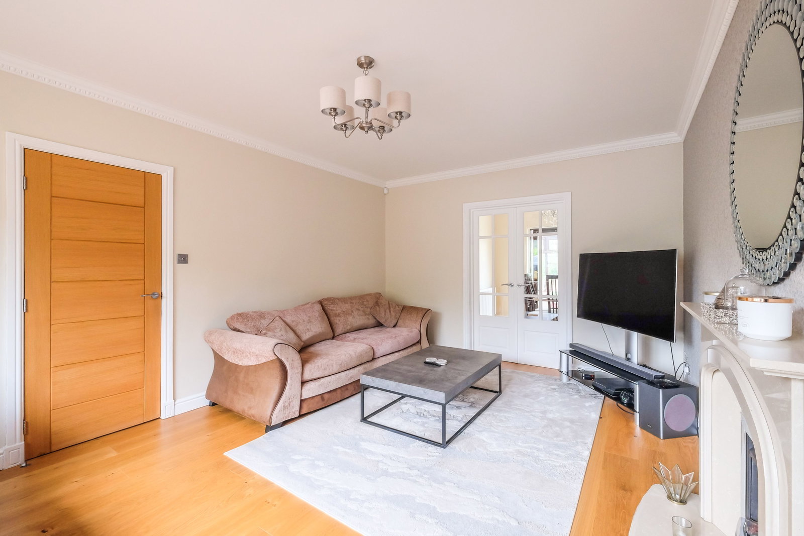 Detached House in Huddersfield