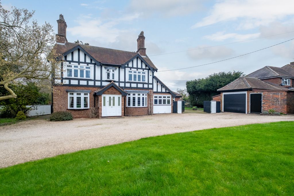 Detached House in Tamworth
