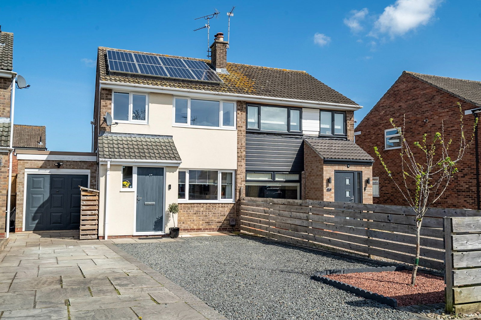 Semi Detached House in York