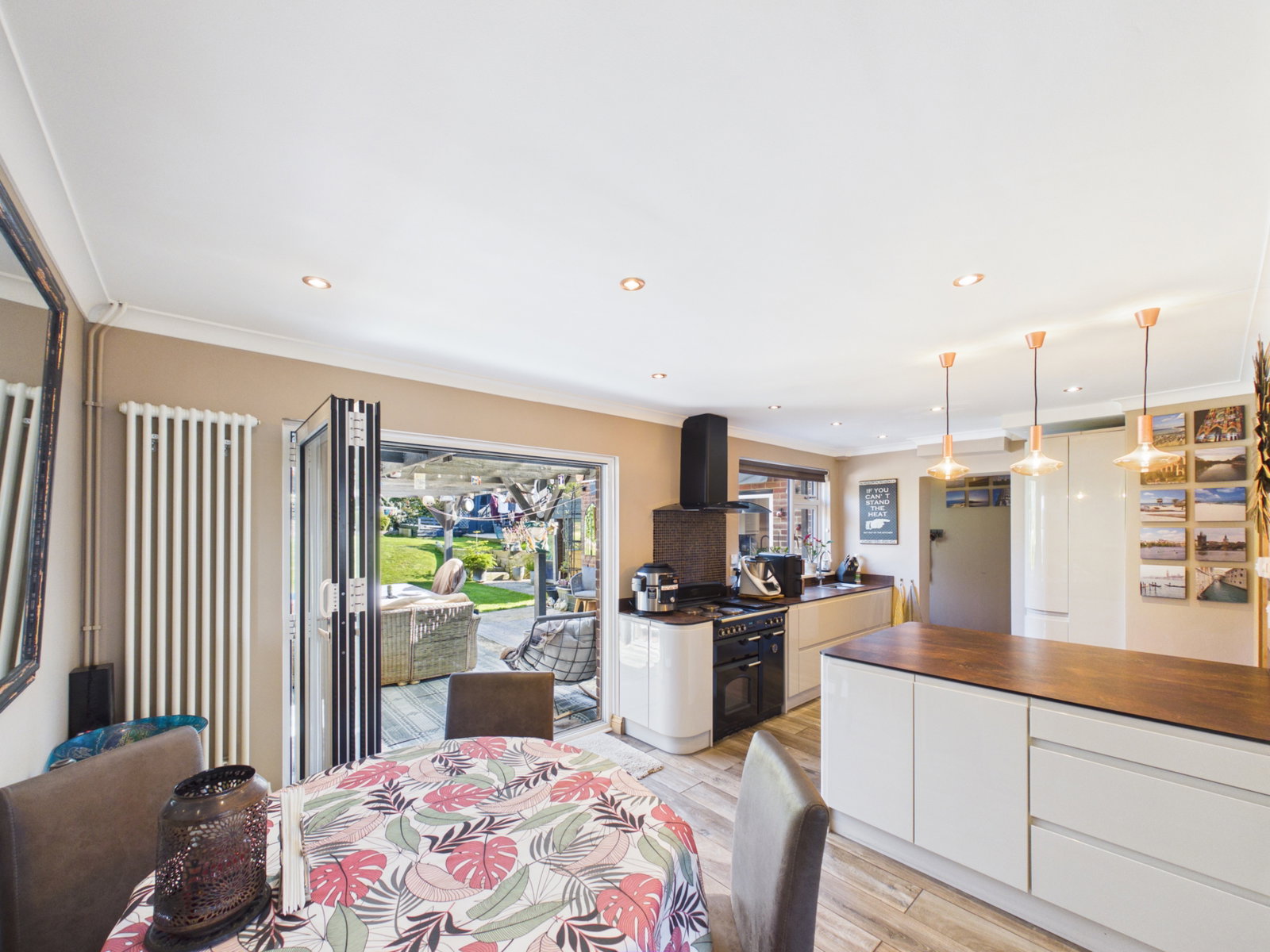 Semi Detached House in Rochester