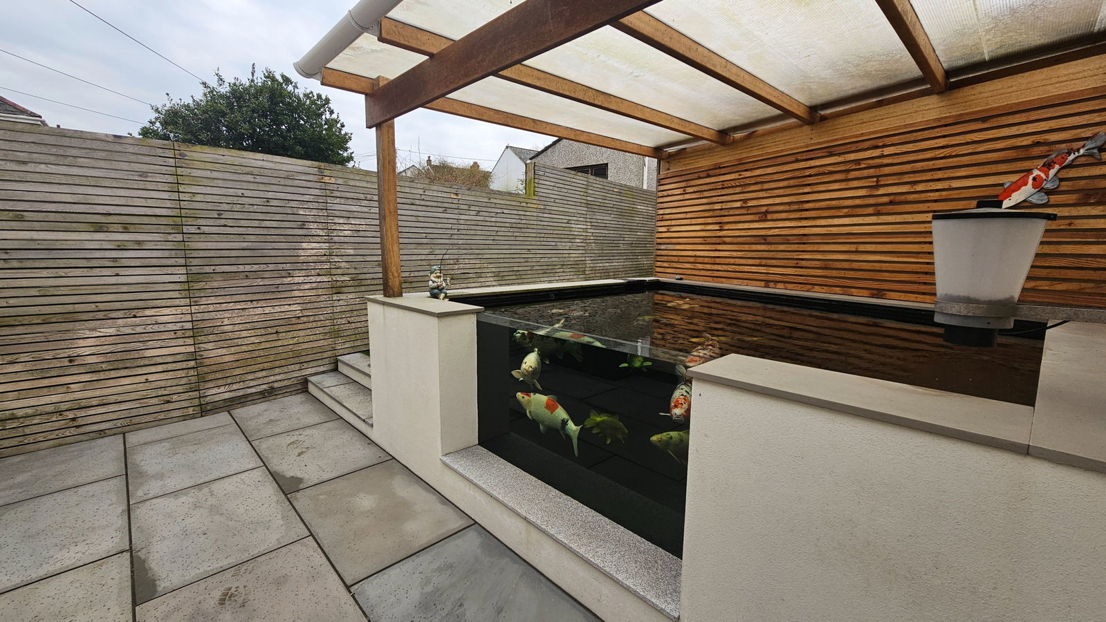 Semi Detached House in Par