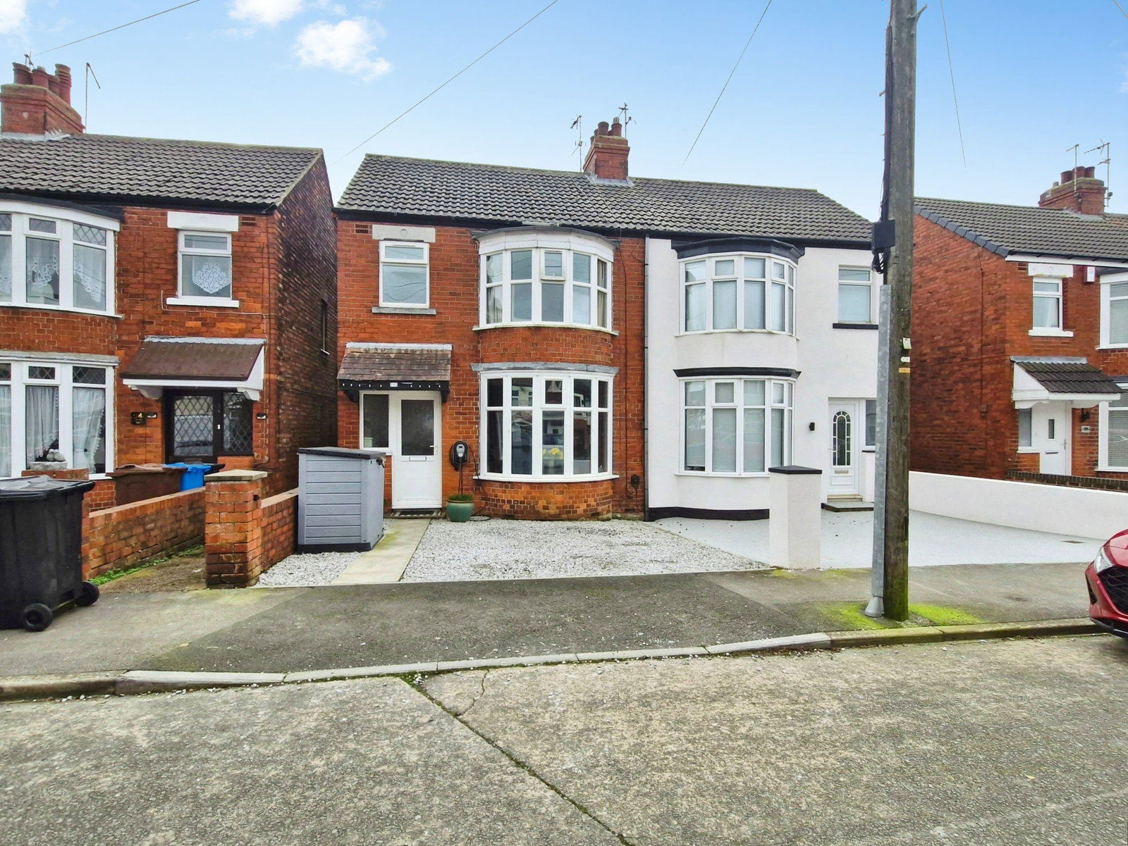 Semi Detached House in Hull