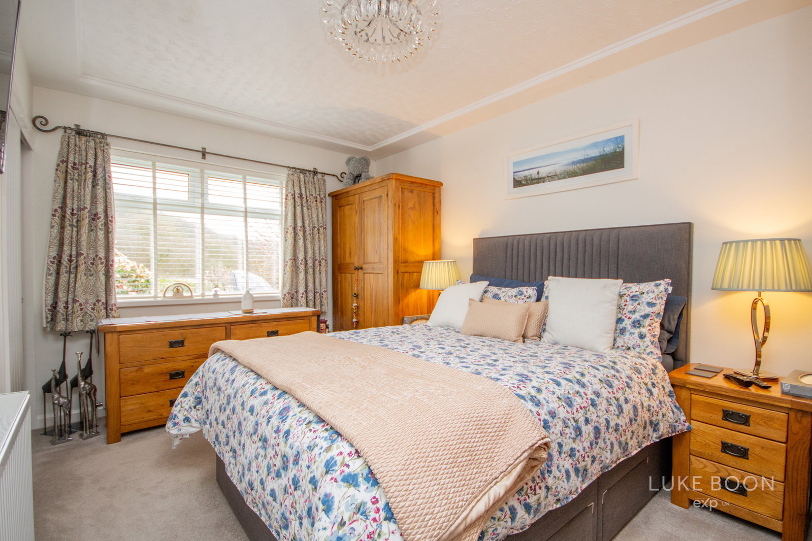Bungalow in Plymouth