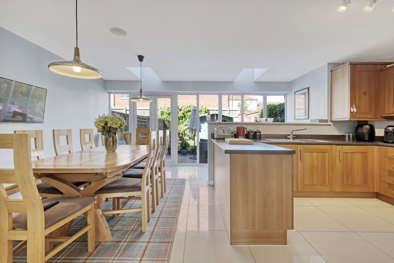 End Of Terrace House in Basildon